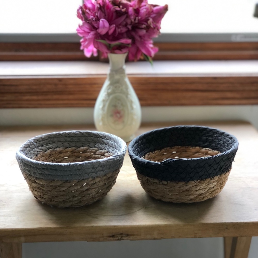 Set of 2 Handwoven Seagrass Storage Bowls with Gray and Black Rims